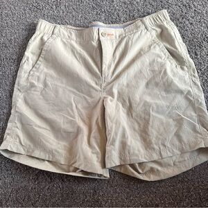 Orvis Light Beige Flat-Front Men's Shorts